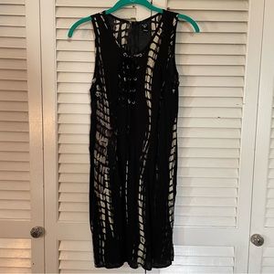 Windsor Lace Up Midi Dress 🤍